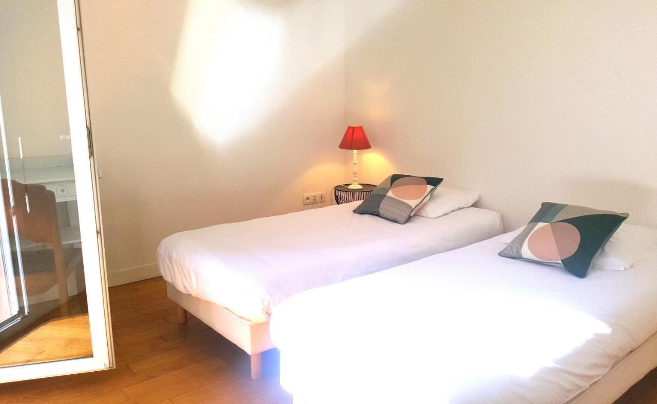 Appartement Spacieux A 200 M De La Plage - Hotel De L'Europe Perros-Guirec Bagian luar foto