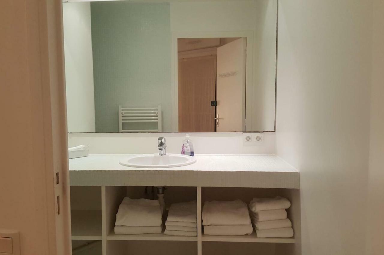 Appartement Spacieux A 200 M De La Plage - Hotel De L'Europe Perros-Guirec Bagian luar foto